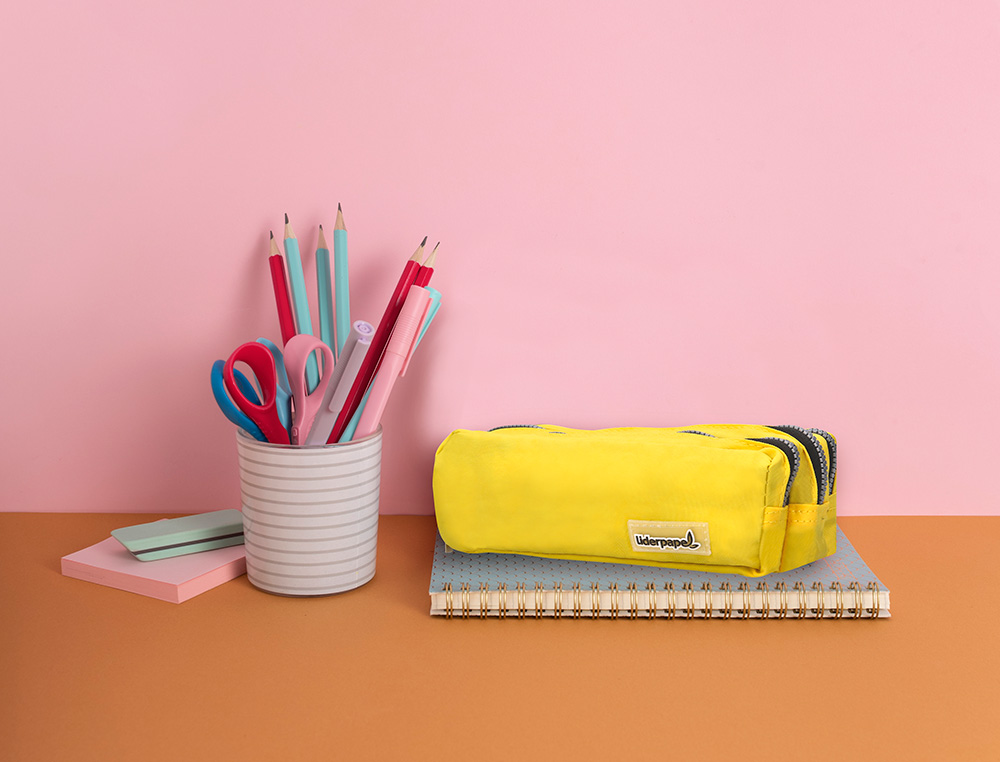 ESTOJO ESCOLAR LIDERPAPEL RETANGULAR 3 BOLSOS AMARELO PASTEL 185X80X70 MM