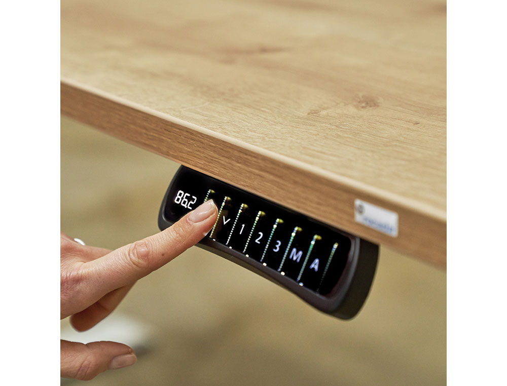 MESA ROCADA REGULAVEL EM ALTURA ELECTRICAMENTE ATE 129 CM ESTRUTURA DE ACO NO TAMPO 180 CM COR CARVALHO