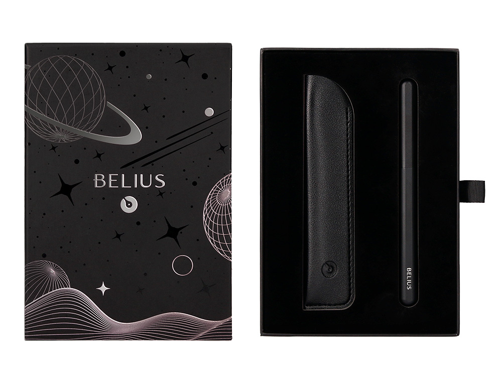 CANETA E BOLSA EM IMITACAO PELE BELIUS SPACE B DESENHO MINIMALISTA PRETO TINTA AZUL CAIXA DESIGN