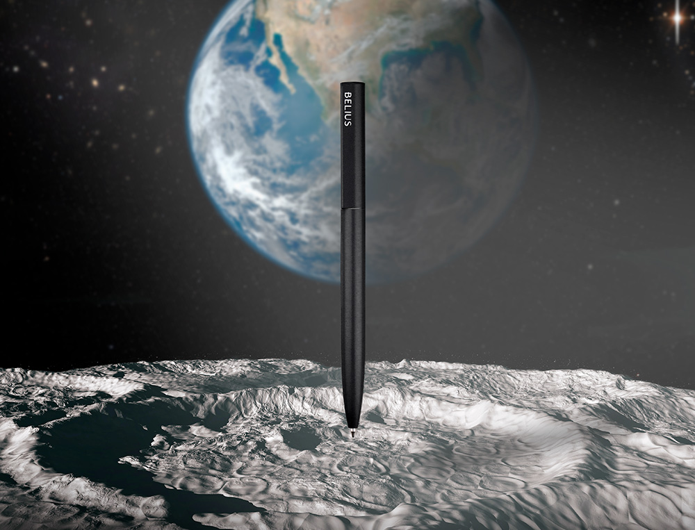 ESFEROGRAFICA BELIUS ROCKET B ALUMINIO DESENHO MINIMALISTA PRETO CAIXA CILINDRICA TINTA AZUL